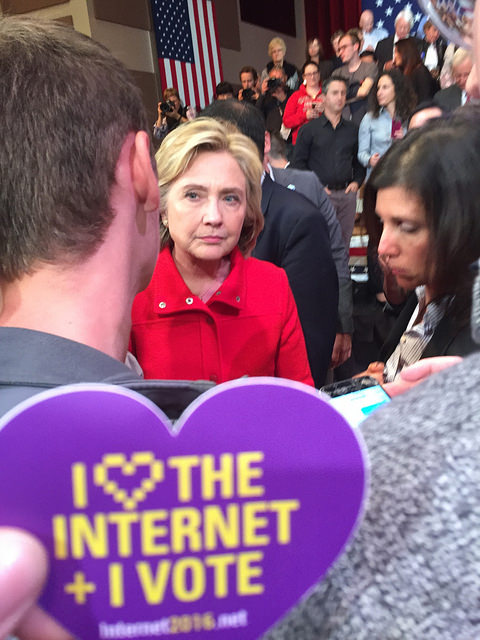 Hillary Clinton taking questions from crowd